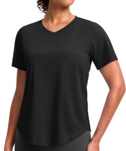This women’s casual short-sleeve top features a skin-friendly fabric with enhanced moisture-wicking and breathability properties.